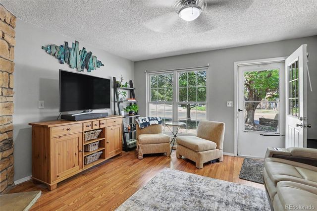 10102 W Dartmouth Avenue, Lakewood, CO 80227