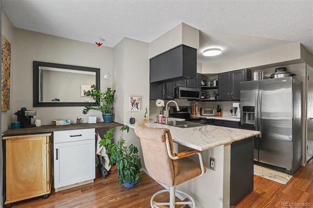 10102 W Dartmouth Avenue, Lakewood, CO 80227