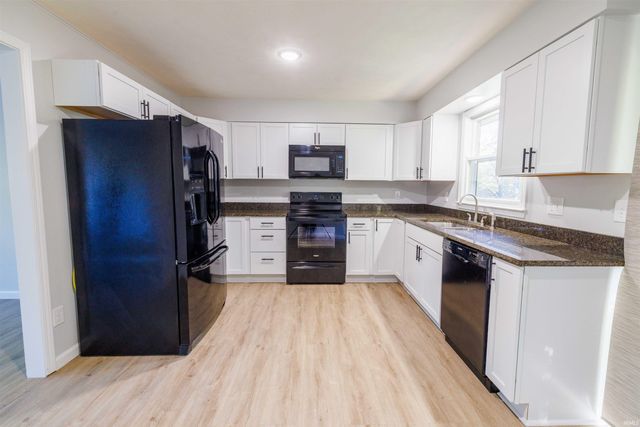 7047 S Harmony Road, Bloomington, IN 47403