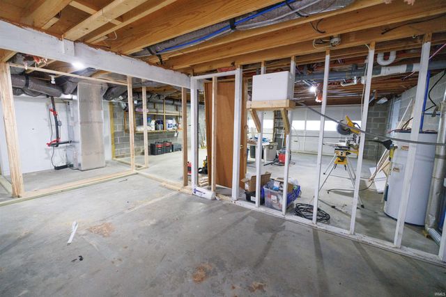 7047 S Harmony Road, Bloomington, IN 47403