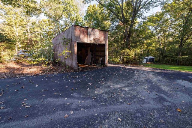 7047 S Harmony Road, Bloomington, IN 47403