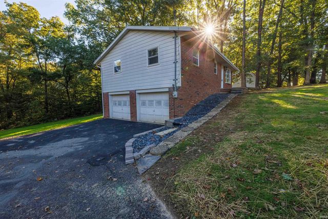 7047 S Harmony Road, Bloomington, IN 47403