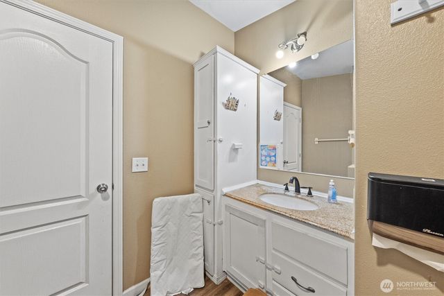 20262 Road B.5 NE, Soap Lake, WA 98851