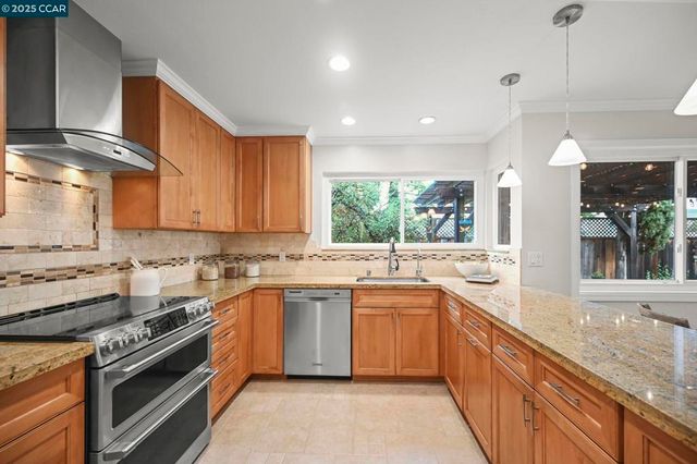 128 Pebble Pl, San Ramon, CA 94583