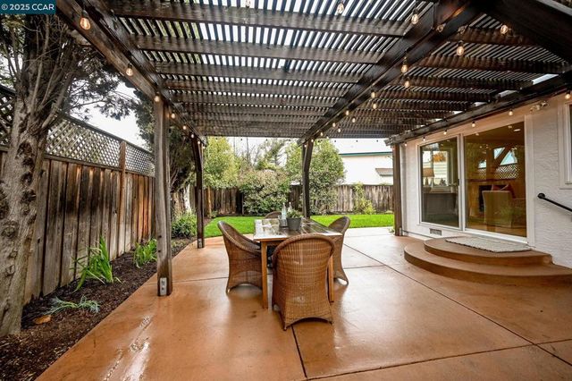 128 Pebble Pl, San Ramon, CA 94583