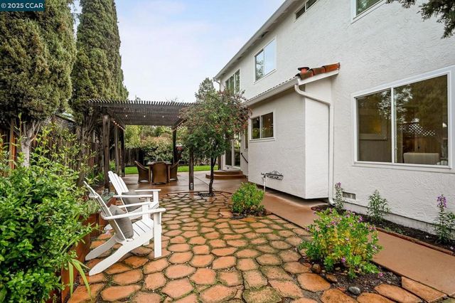 128 Pebble Pl, San Ramon, CA 94583