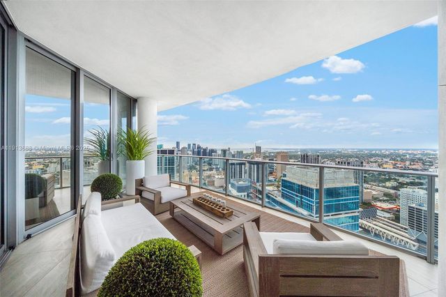 851 NE 1st Ave 5312, Miami, FL 33132