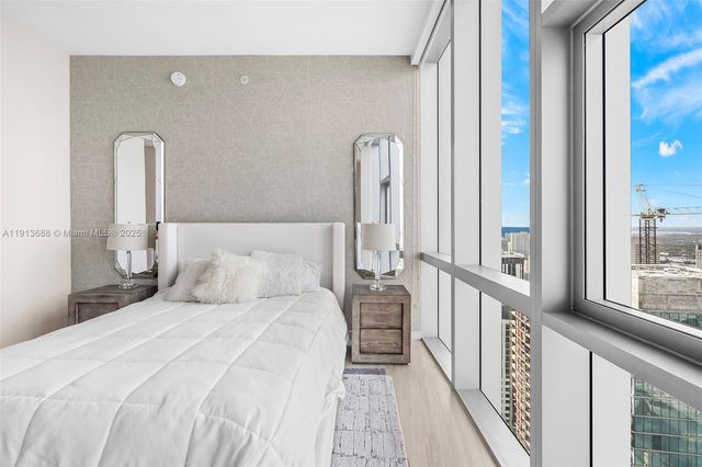 851 NE 1st Ave 5312, Miami, FL 33132