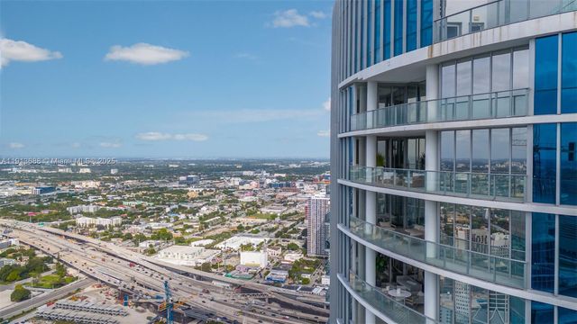 851 NE 1st Ave 5312, Miami, FL 33132