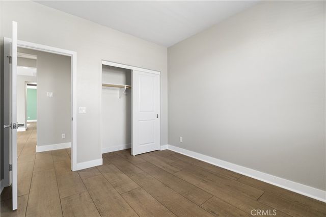 28661 Jardineras, Valencia, CA 91354