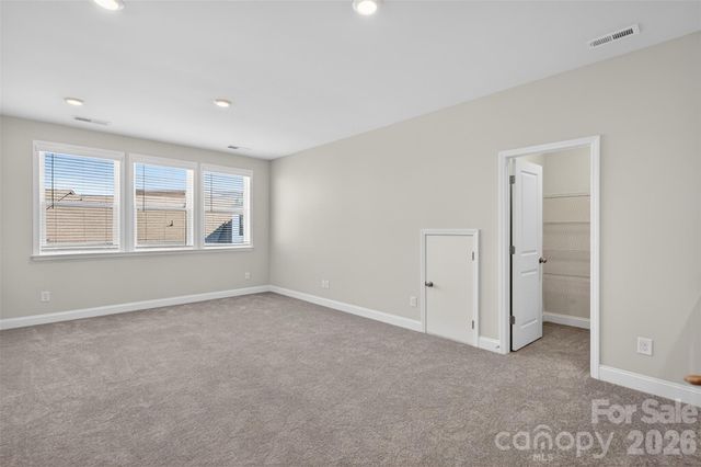 6318 Southgrove Street, Charlotte, NC 28277