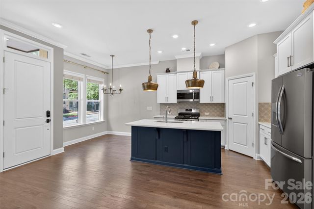 6318 Southgrove Street, Charlotte, NC 28277