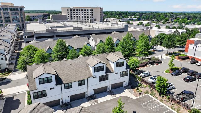 6318 Southgrove Street, Charlotte, NC 28277