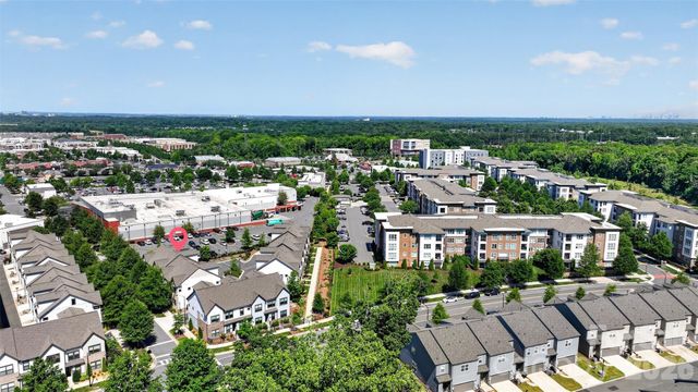 6318 Southgrove Street, Charlotte, NC 28277