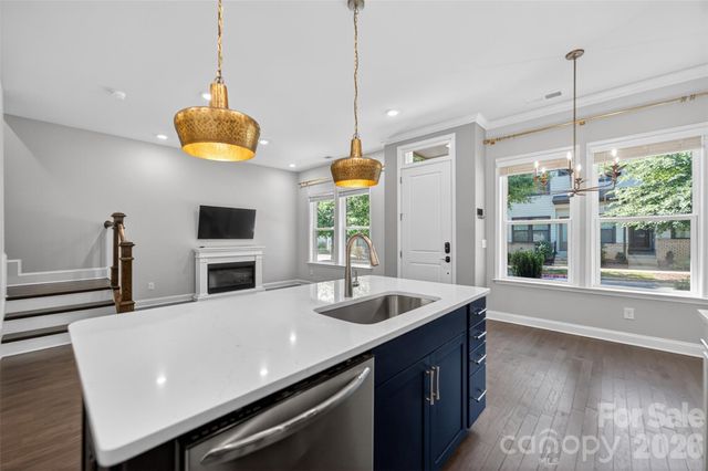 6318 Southgrove Street, Charlotte, NC 28277