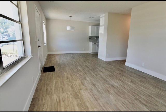 2223 Hope Street, Hollywood, FL 33020