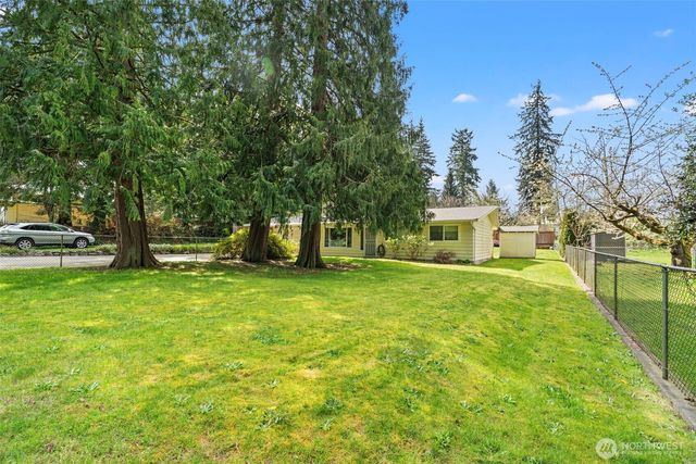 11414 2nd Ave SE, Everett, WA 98208