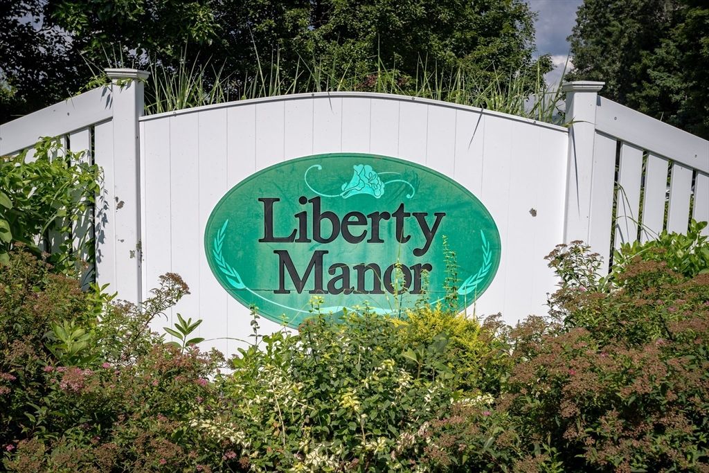 48 Modena Circle, Westfield, MA 01085