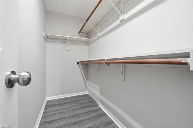 704 Inlet Quay Apt J, Chesapeake, VA 23320