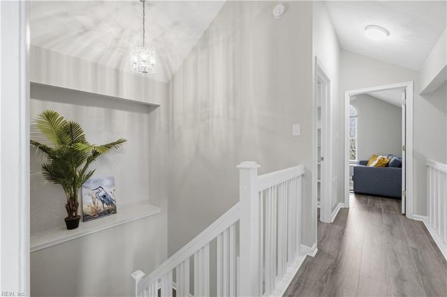 704 Inlet Quay Apt J, Chesapeake, VA 23320