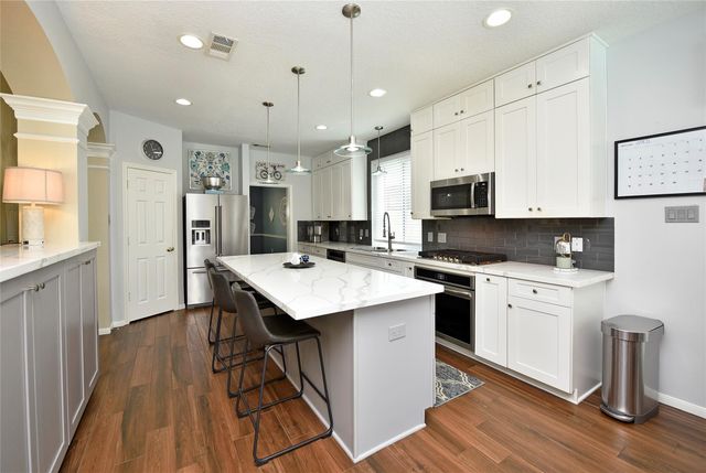 3302 Battle Creek Drive, Missouri City, TX 77459