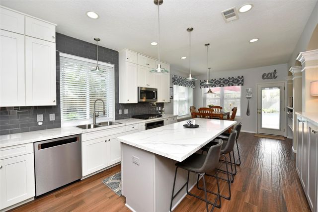 3302 Battle Creek Drive, Missouri City, TX 77459