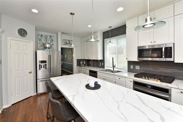 3302 Battle Creek Drive, Missouri City, TX 77459