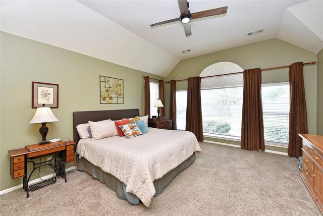 3302 Battle Creek Drive, Missouri City, TX 77459