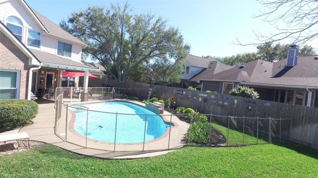 3302 Battle Creek Drive, Missouri City, TX 77459