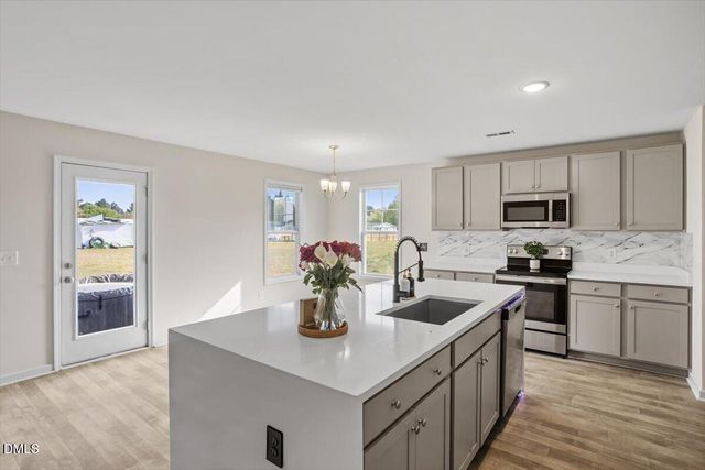 107 Alderman Court, Dunn, NC 28334