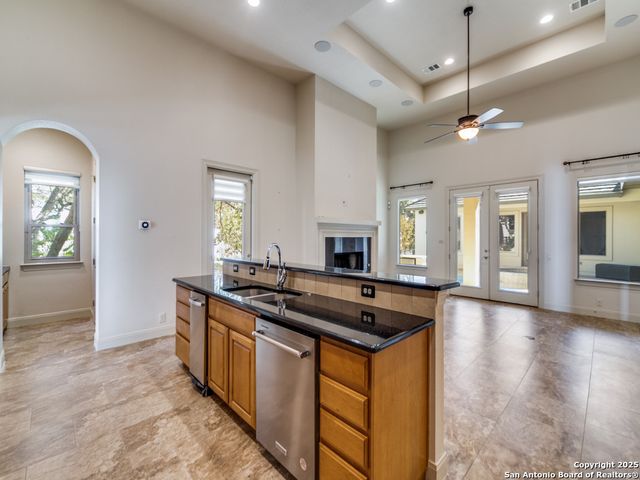 16 Liser Glen, San Antonio, TX 78257