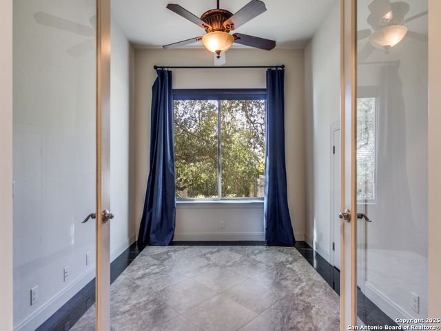 16 Liser Glen, San Antonio, TX 78257