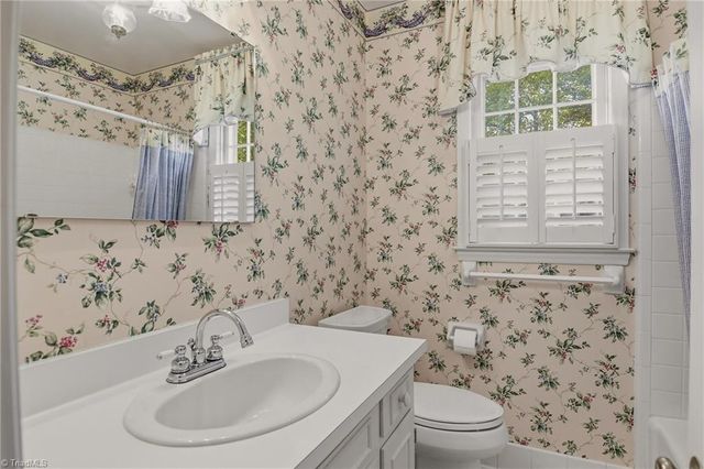 3510 Cotswold Terrace, Greensboro, NC 27455