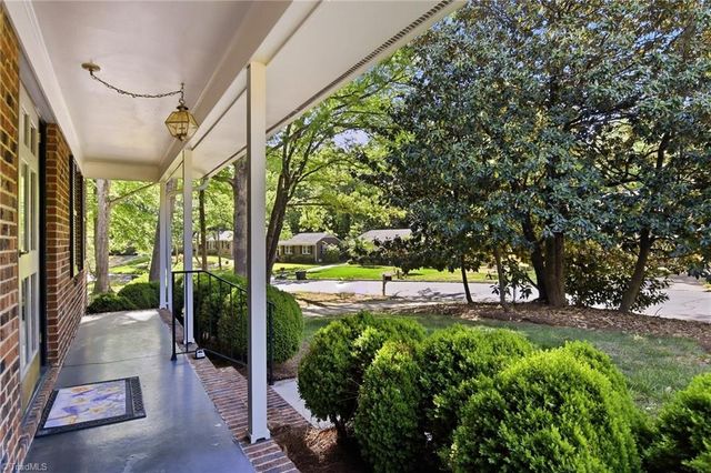 3510 Cotswold Terrace, Greensboro, NC 27455