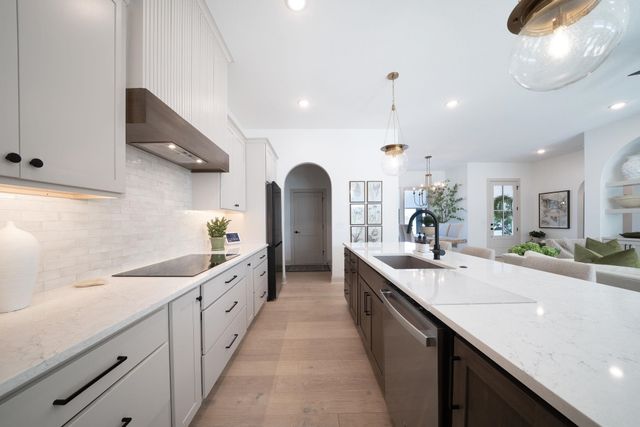 1023 W Silverstone Ct, Andover, KS 67002