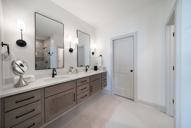 1023 W Silverstone Ct, Andover, KS 67002