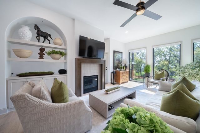 1023 W Silverstone Ct, Andover, KS 67002