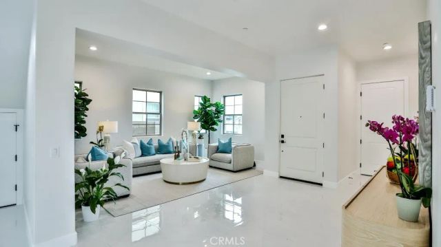17413 Siena Lane, Fountain Valley, CA 92708