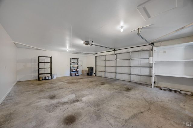 4048 El Molino Ln, Sebastopol, CA 95472