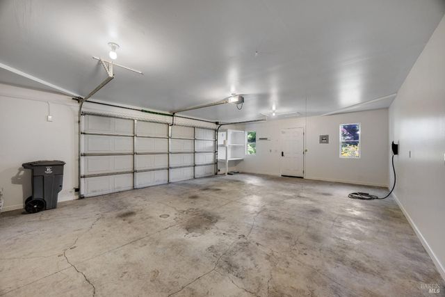 4048 El Molino Ln, Sebastopol, CA 95472