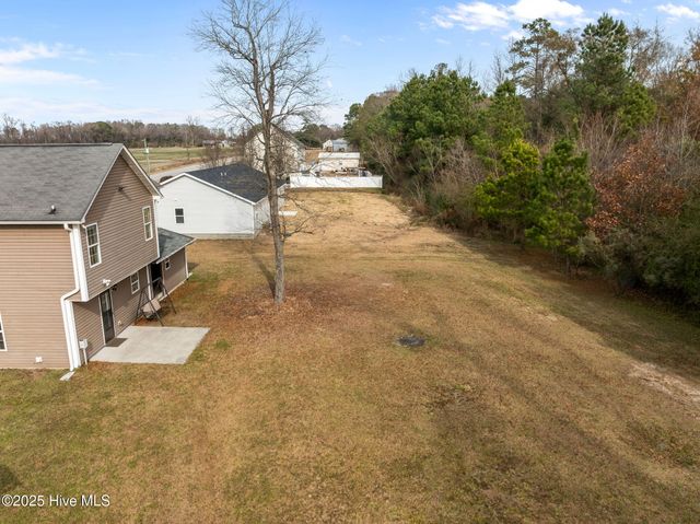 436 Huffmantown Road, Richlands, NC 28574