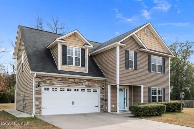 436 Huffmantown Road, Richlands, NC 28574