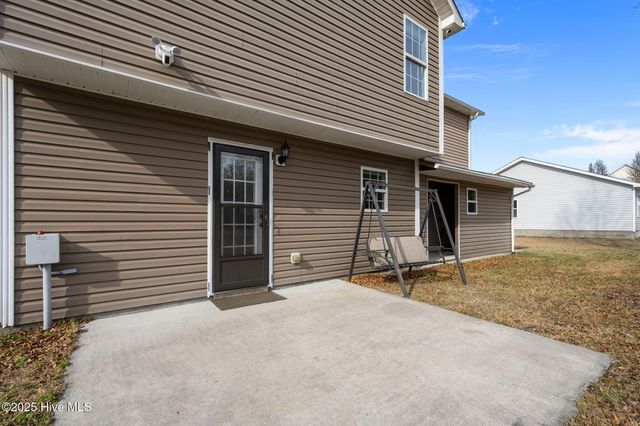 436 Huffmantown Road, Richlands, NC 28574