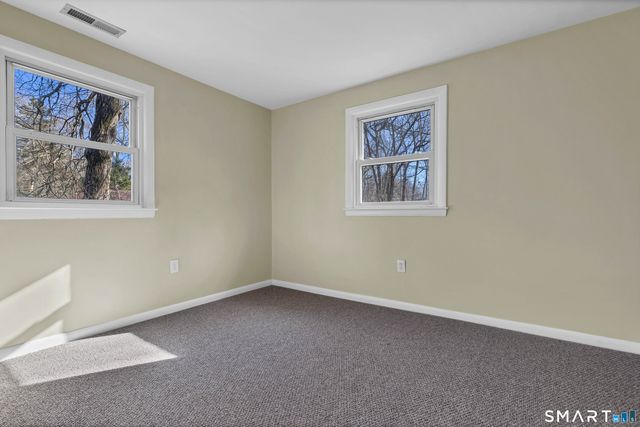 13 Victoria Lane, Old Lyme, CT 06371