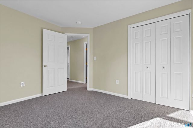 13 Victoria Lane, Old Lyme, CT 06371