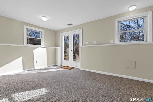 13 Victoria Lane, Old Lyme, CT 06371