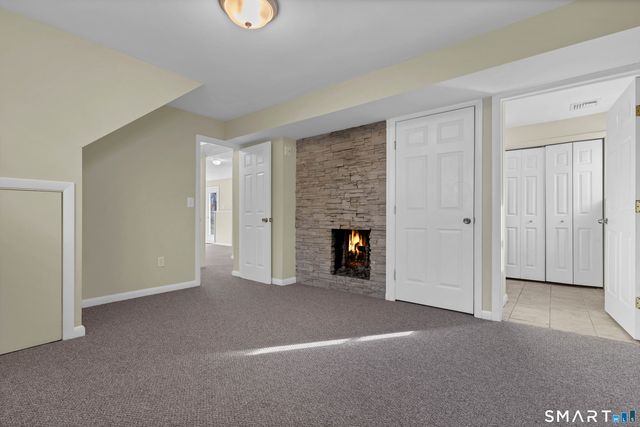 13 Victoria Lane, Old Lyme, CT 06371