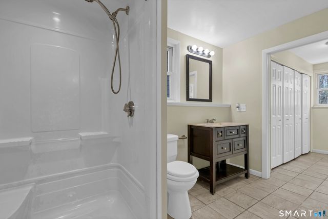 13 Victoria Lane, Old Lyme, CT 06371