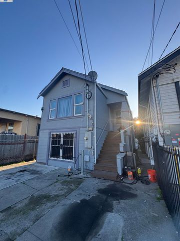 7341 Lockwood St, Oakland, CA 94621