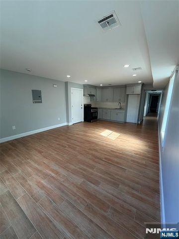 170 Sheridan Avenue, Paterson, NJ 07502